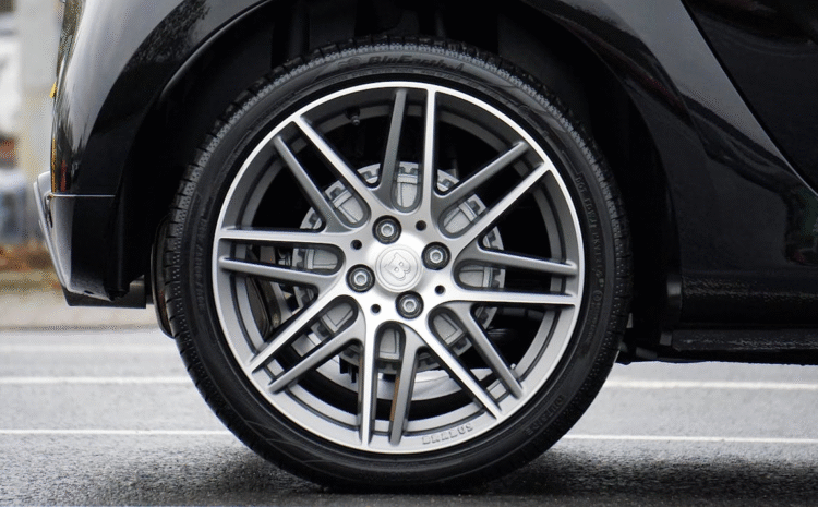  The Role of Regular Tire Inspections in Road Safety